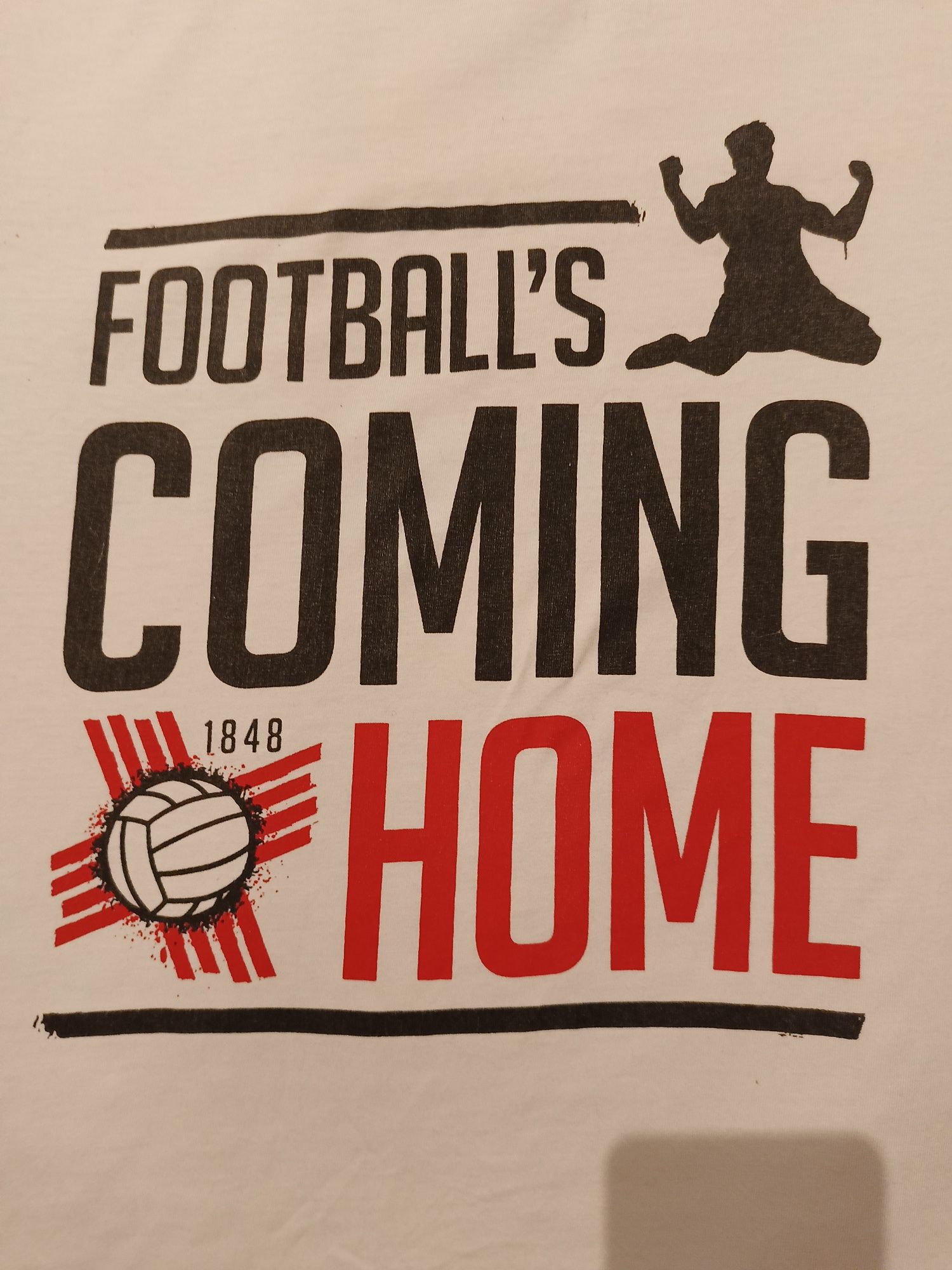 Footballs coming home t-shirt