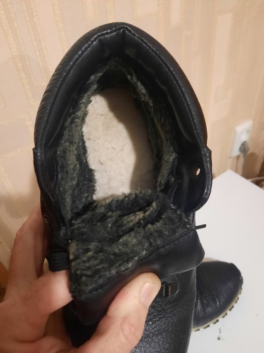 Зимові ботинки 42р