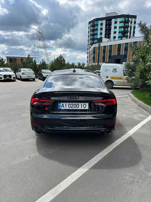 Audi S5 2019 B9/f5