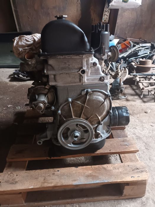 Двигун ваз.21011.редуктор.моста.2102.балка.і.інші.запчастини.2101-2107