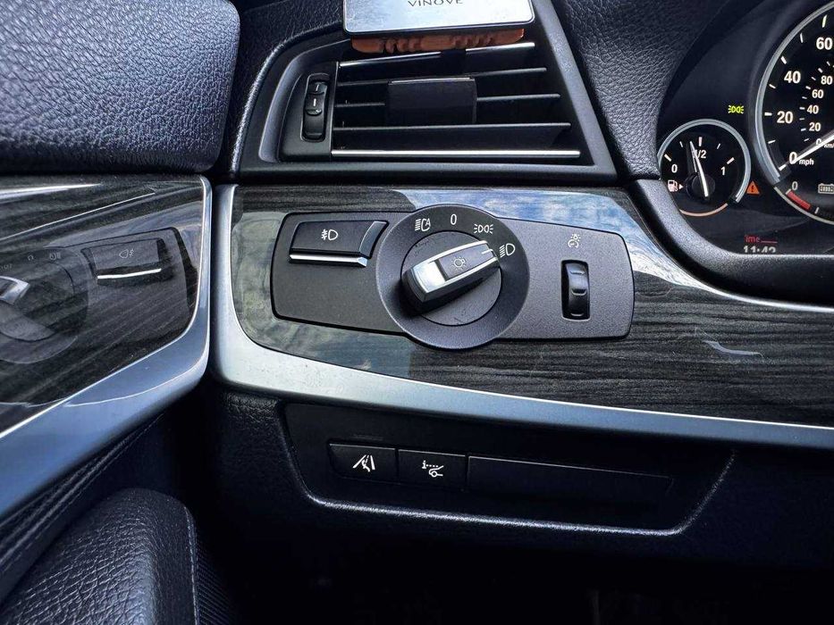 BMW 5 Series 2013 Гибрид 3,0