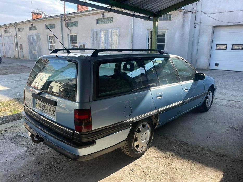 Продам Opel Omega Caravan 1987, 1.8бенз