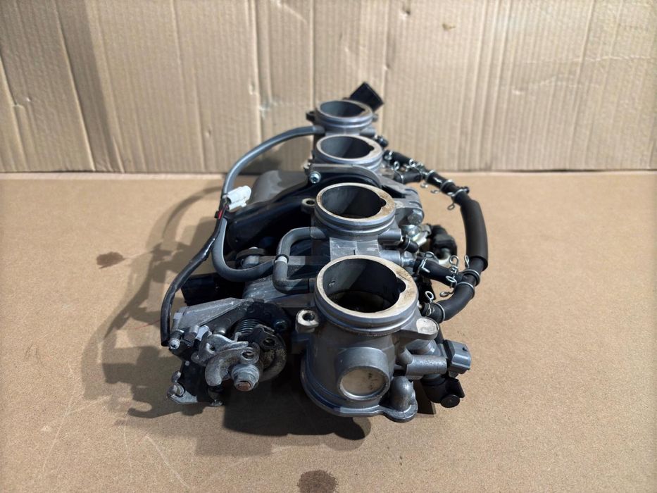 Yamaha MT10 MT-10 Przepustnice Wyryski Czujnik Położenia TPS Listwa