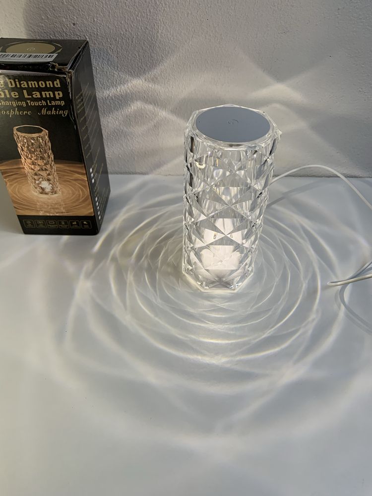 Candeeiro Diamante | Lâmpada de Mesa de Cristal