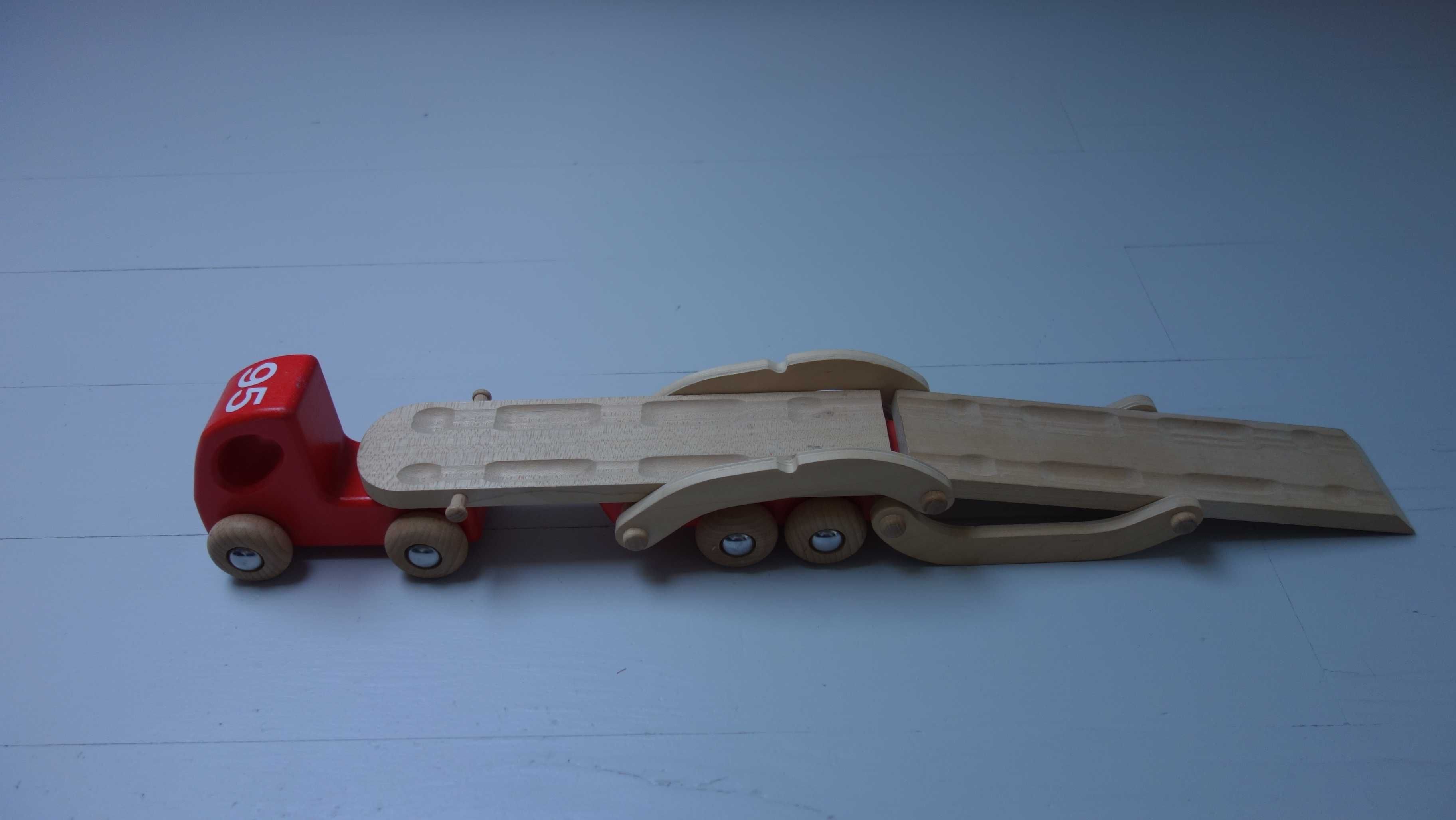 Drewniany samochód transportowy, rozkładany