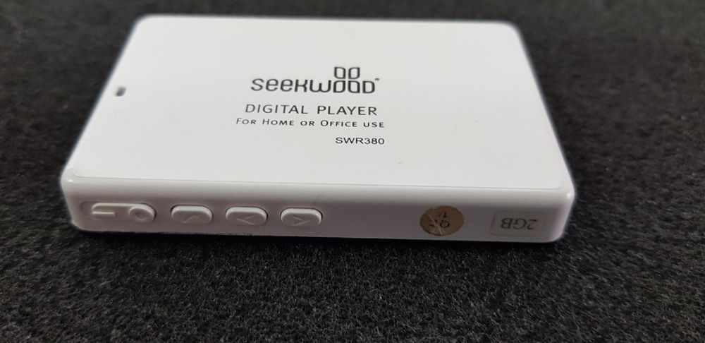 Плеер Seekwood SWR380