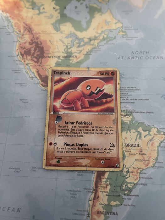 3 cartas de pokemon