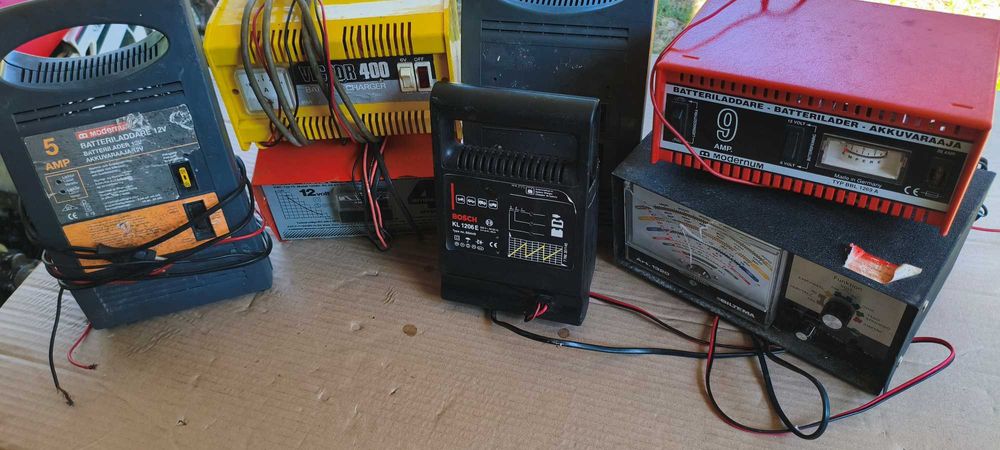 Зарядний пристрій авто 6|12 вольт