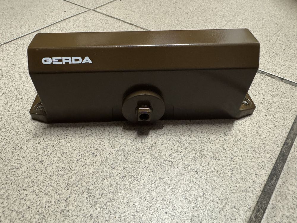 Samodomykacz drzwiowy Gerda GD500