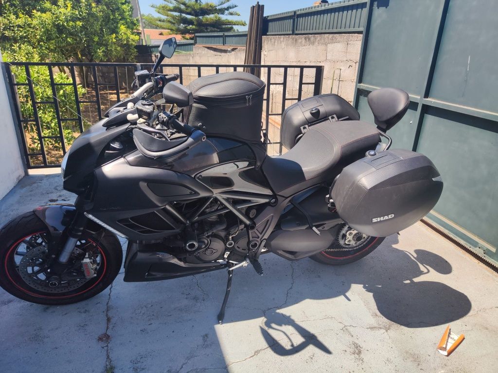 Ducati diavel black edition