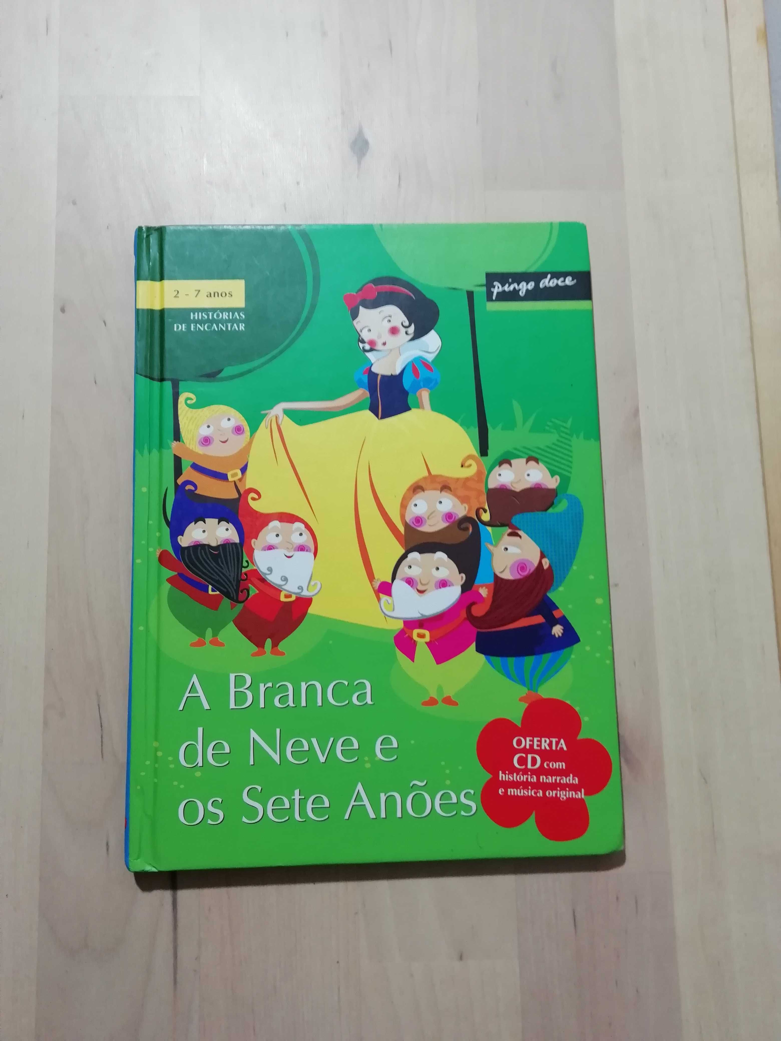Livro infantil "A Branca de Neve e os 7 anões"