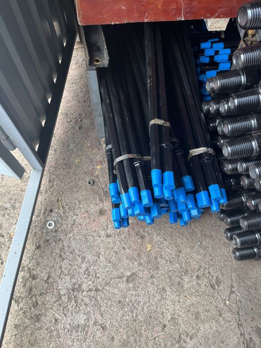 Штанга бурова Штанги для перфораторов , бурова сталь 22мм и 25 мм