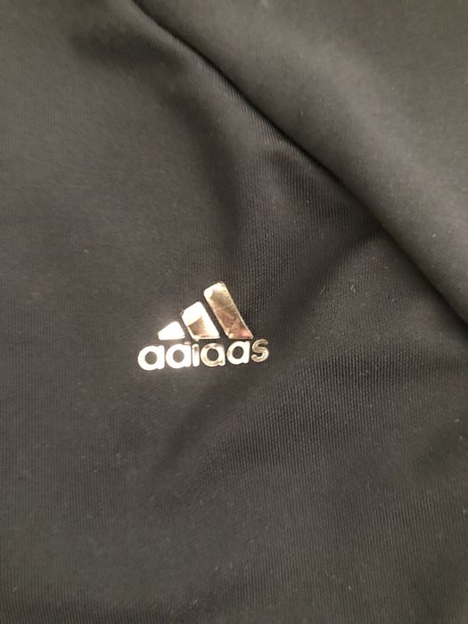 Czarna bluza sportowa Adidas