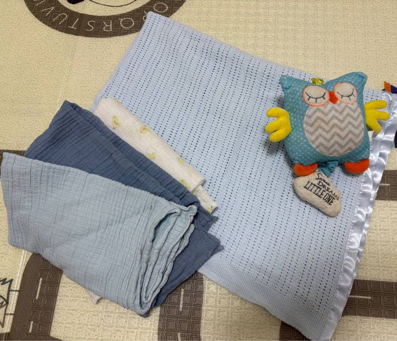 Дитячі речі нейтральні на хлопчика/дівчинку