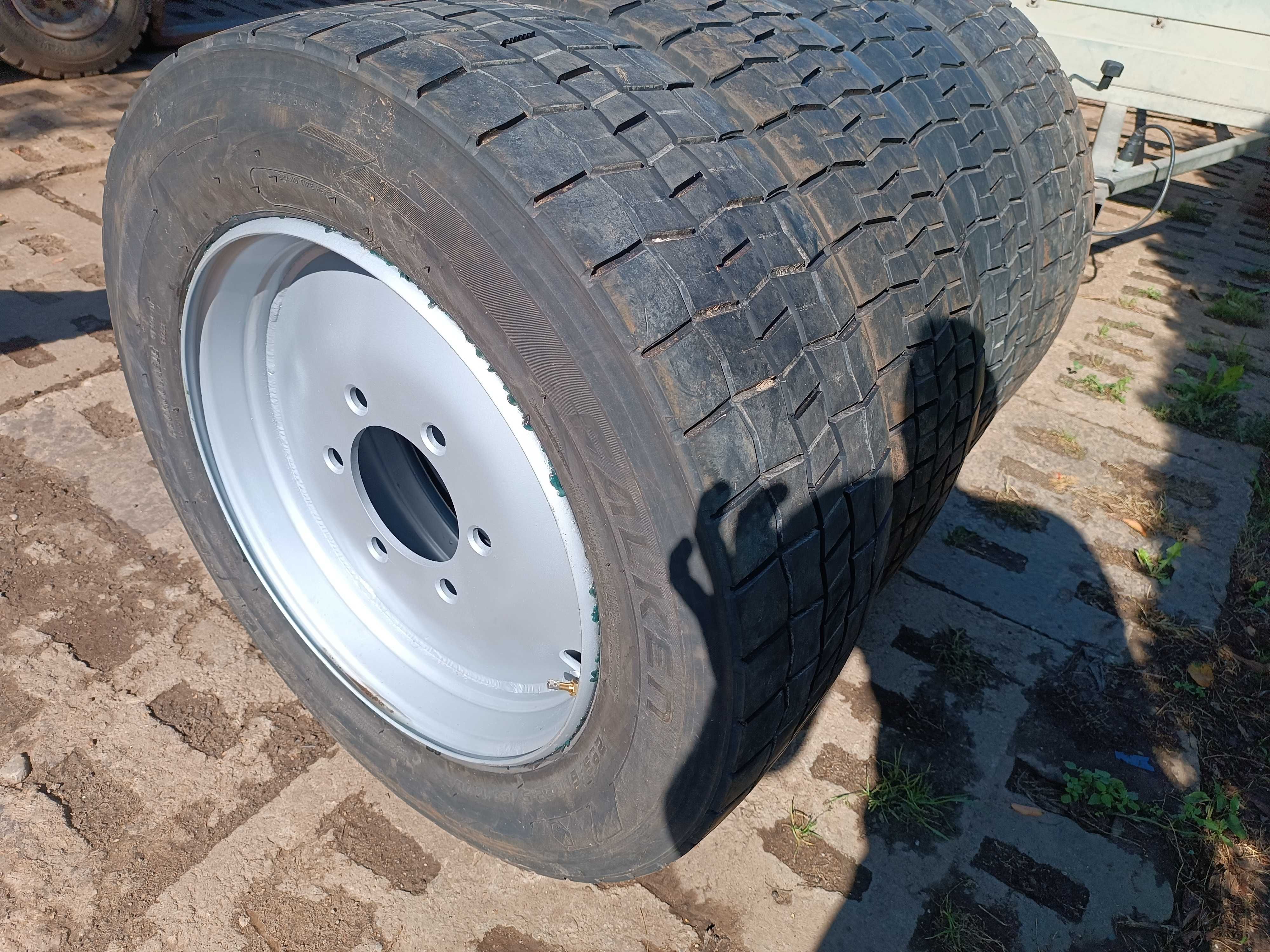 Koła 295/60R22,5" do przyczep rolniczych D44 D43 D35