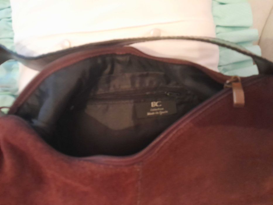 Carteira em pele castanha