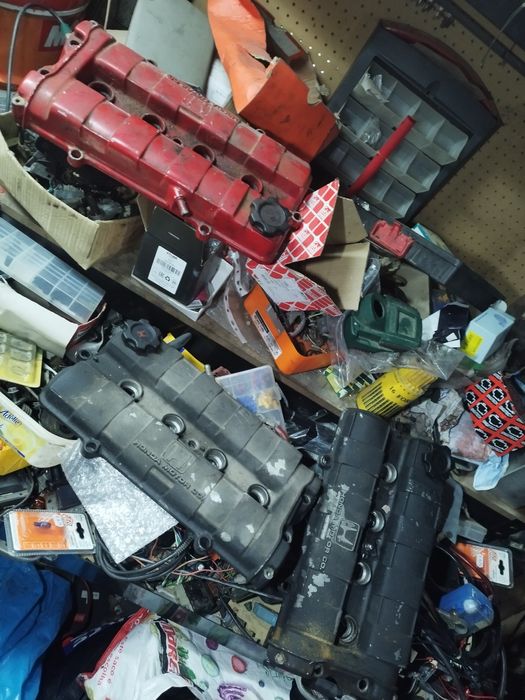 Piscas Honda CRX e mais peças