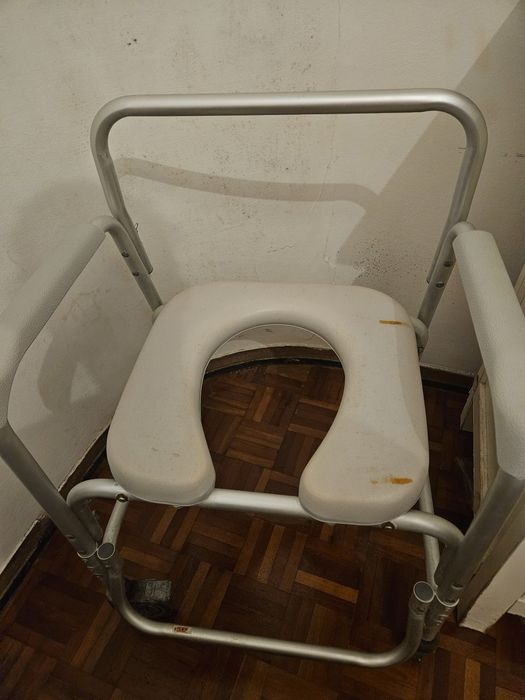 Cadeira de banho para idosos