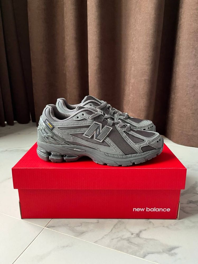 New Balance 1906R Cordura Magnet