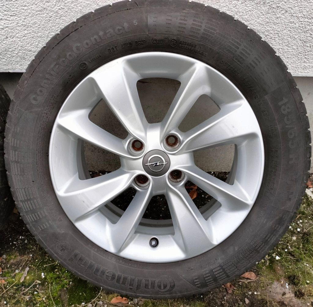 Felgi z oponami Opel Adam Corsa Carl Meriva 6x15 ET39 4x100