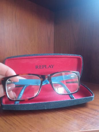 Продам брендовые очки для чтения от Reply