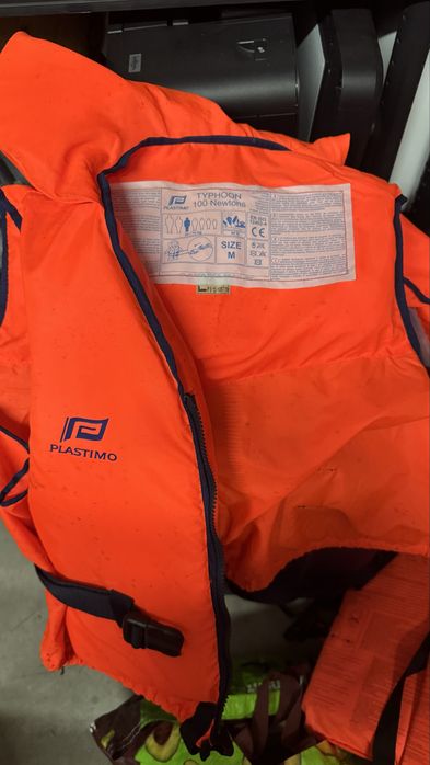 Colete salva vidas 100 newtons