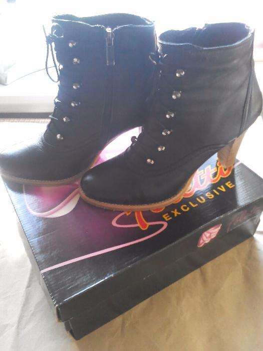 стильные красивые полусапожки