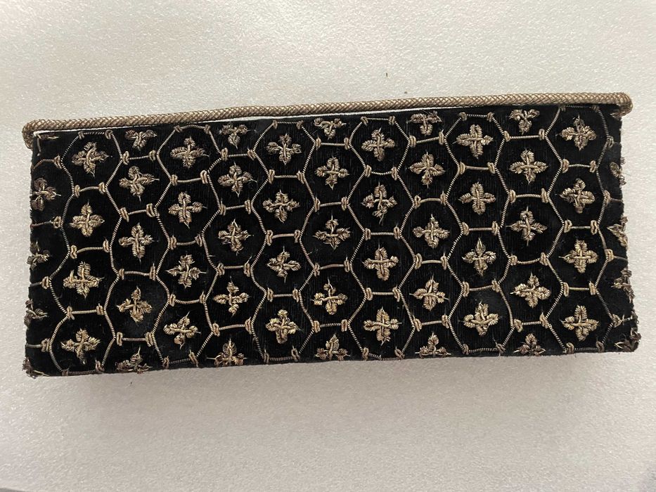 Вінтажний оксамитоввий театральний клатч з ручною вишивкою