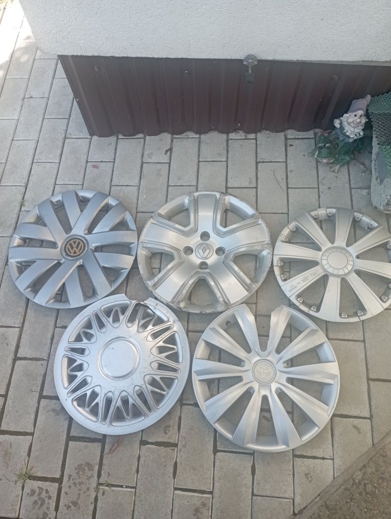 Колпаки на колеса R15