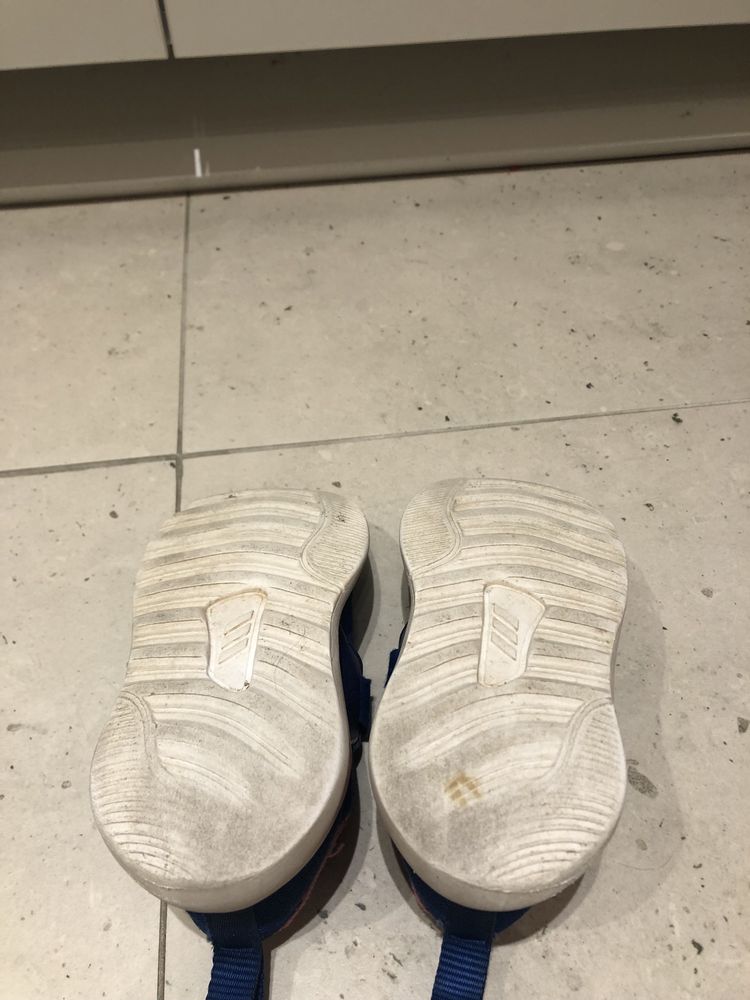 Buty dziecięce Adidas rozm 26