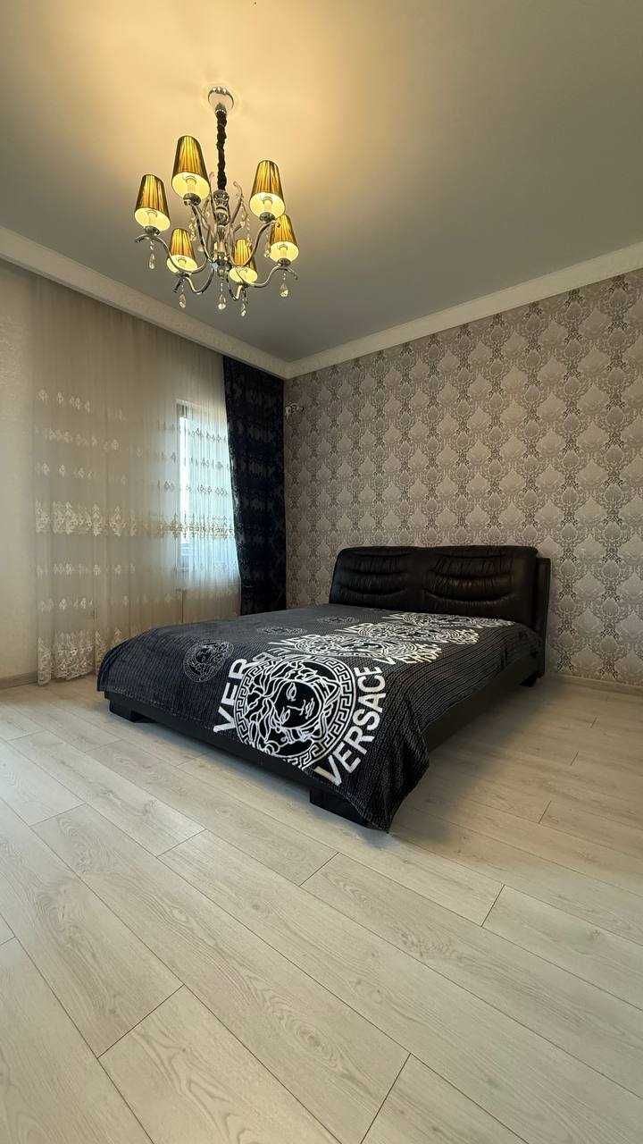 Продам дом в Лесках с отличным ремонтом+мебель+техника Море рядом
