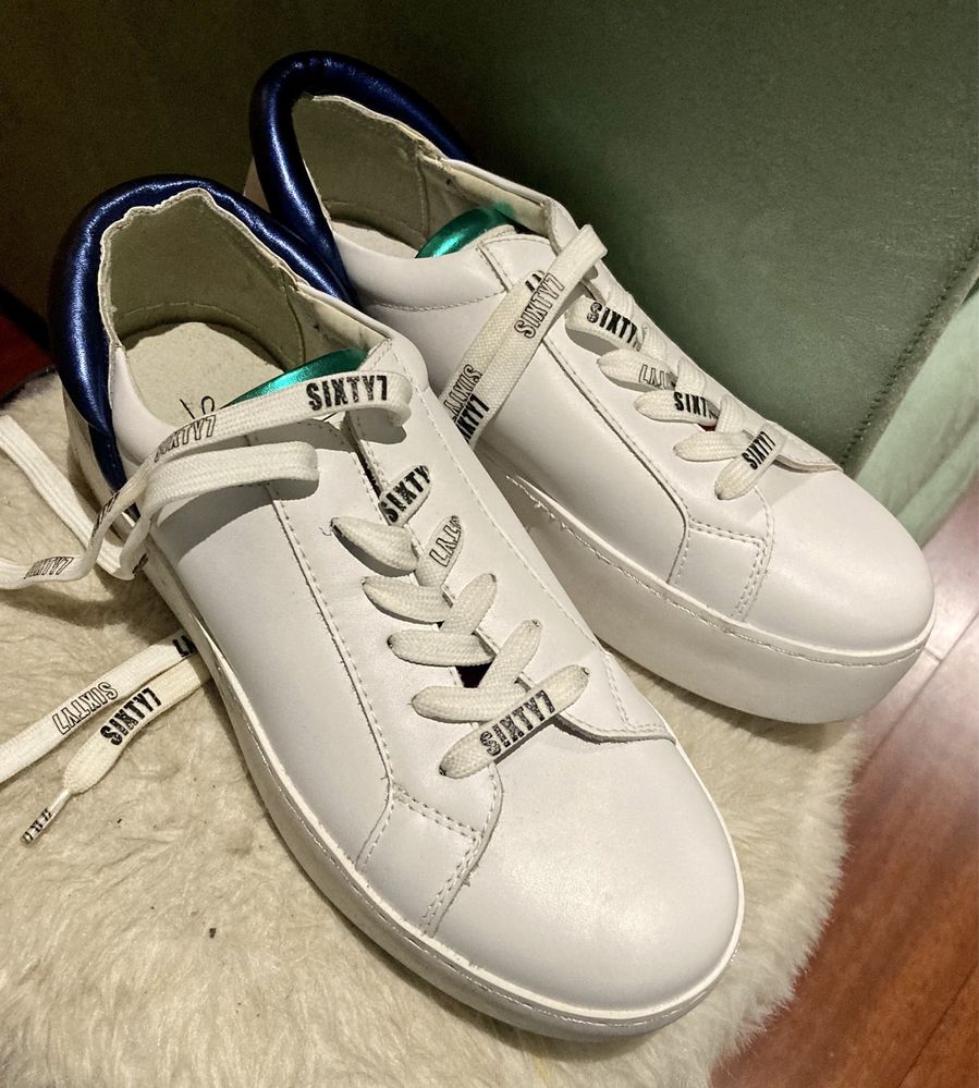 Sapatilhas Sixty Seven NOVAS 38