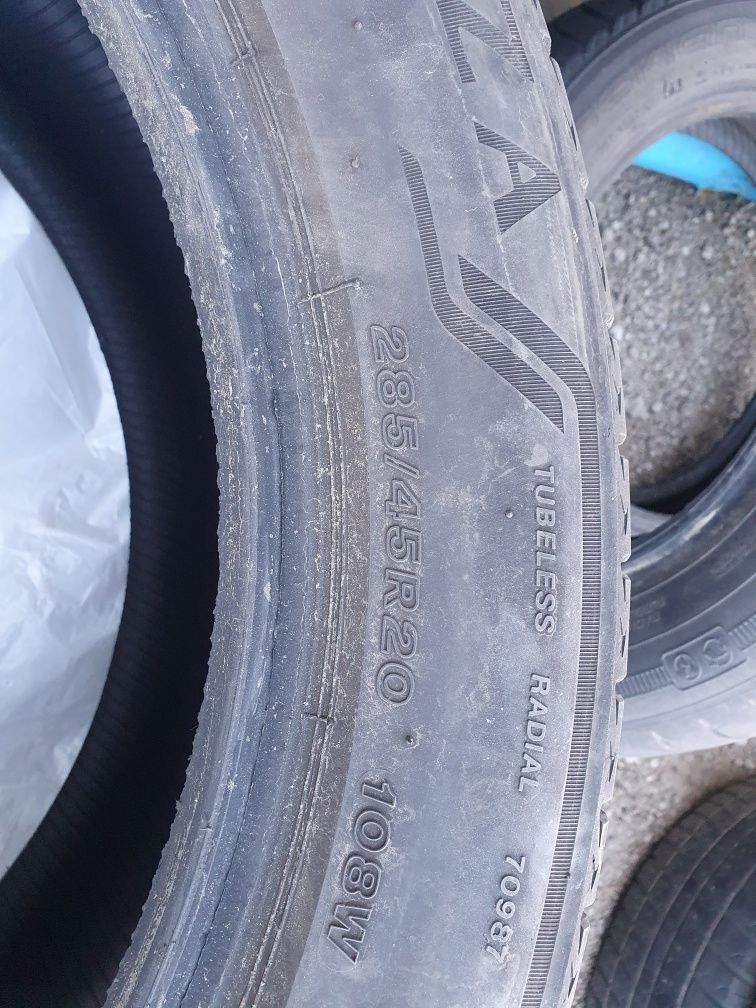 Bridgestone alenza 001 285/45/20