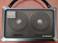 Coluna Roland MOBILE CUBE  Amplificada STEREO + Mixer