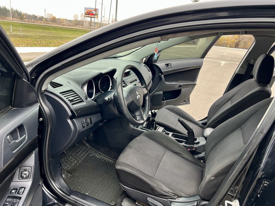 Продам Mitsubishi Lancer X