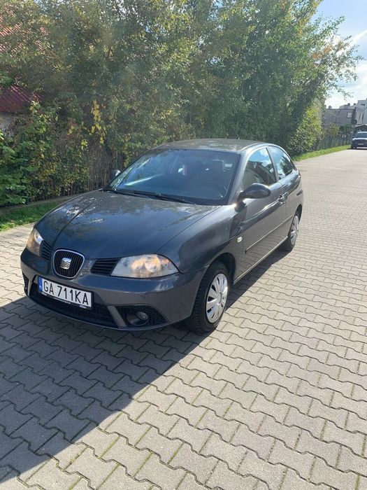 Seat Ibiza 2007r. 1.4, niski przebieg
