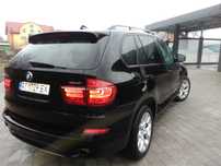 BMW X5 E70  2011