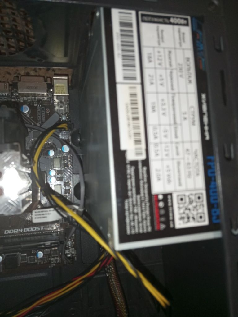 Продам ПК ryzen 3 2200U ddr4 8gb.