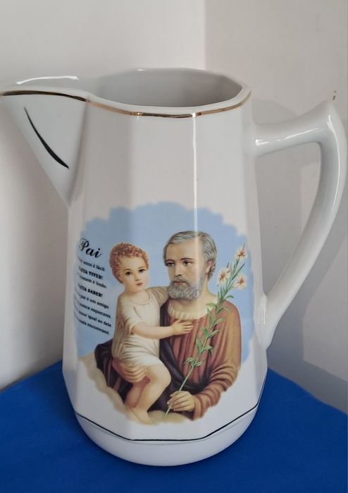 Jarro em porcelana novo  com dedicatoria ao pai

CXGCinza