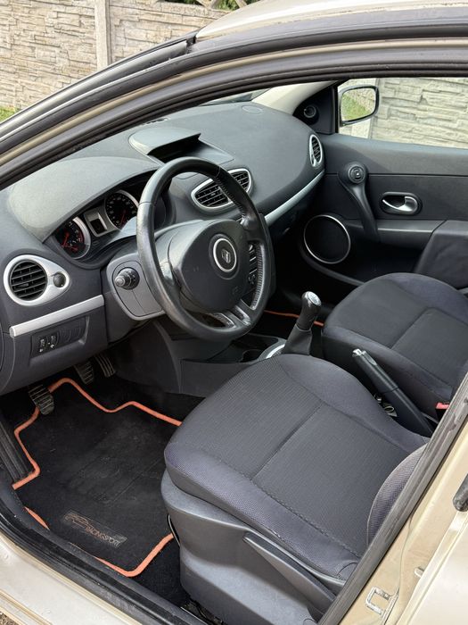 Renault Clio 1.6 benzyna Klima niski przebieg sprowadzony PO OPŁATACH!