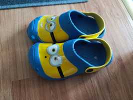 Crocs klapki Minionki 31 piankowe gumowe