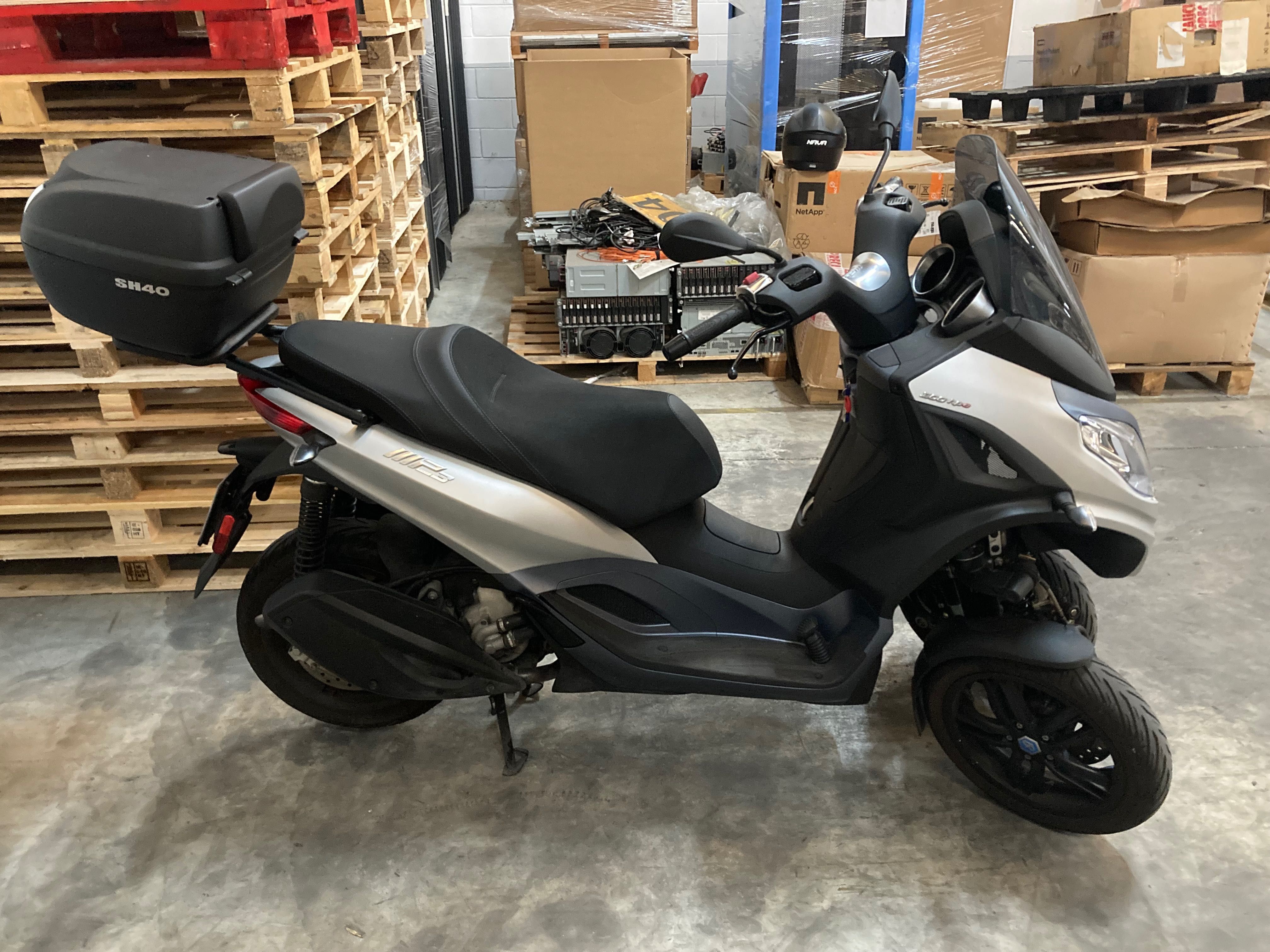 Piaggio MP3 300 HPe