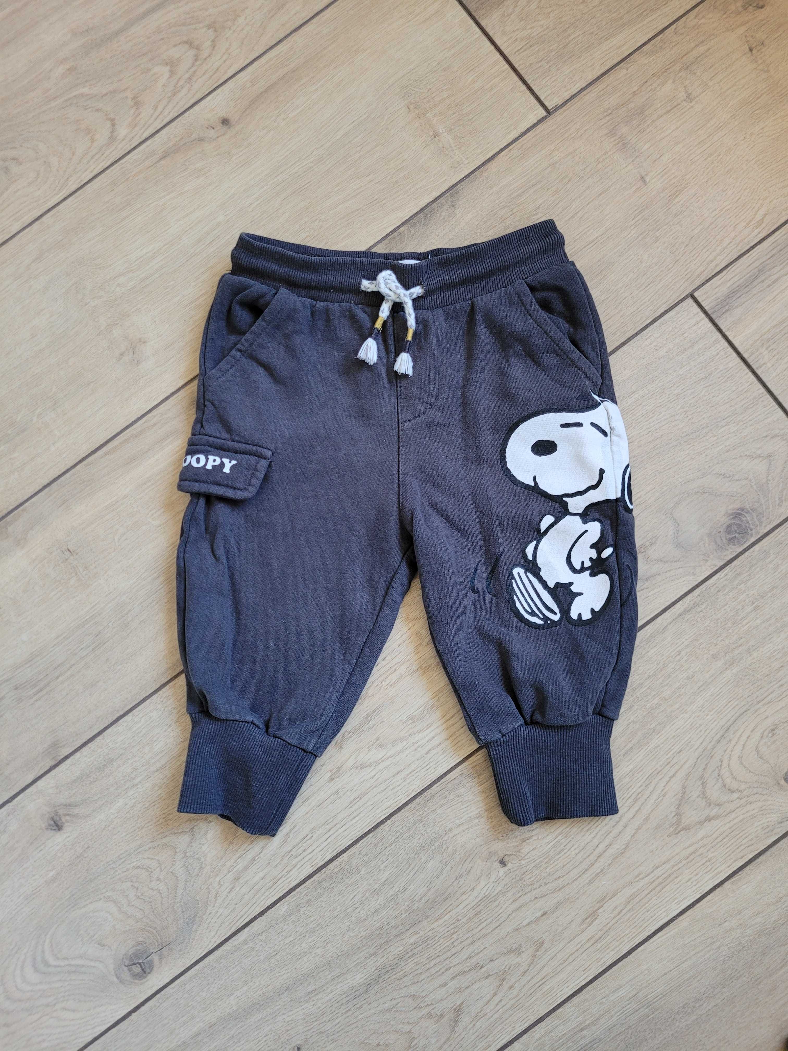 Spodnie Reserved Snoopy 80 9-12 dresy miękkie joggery unisex długie