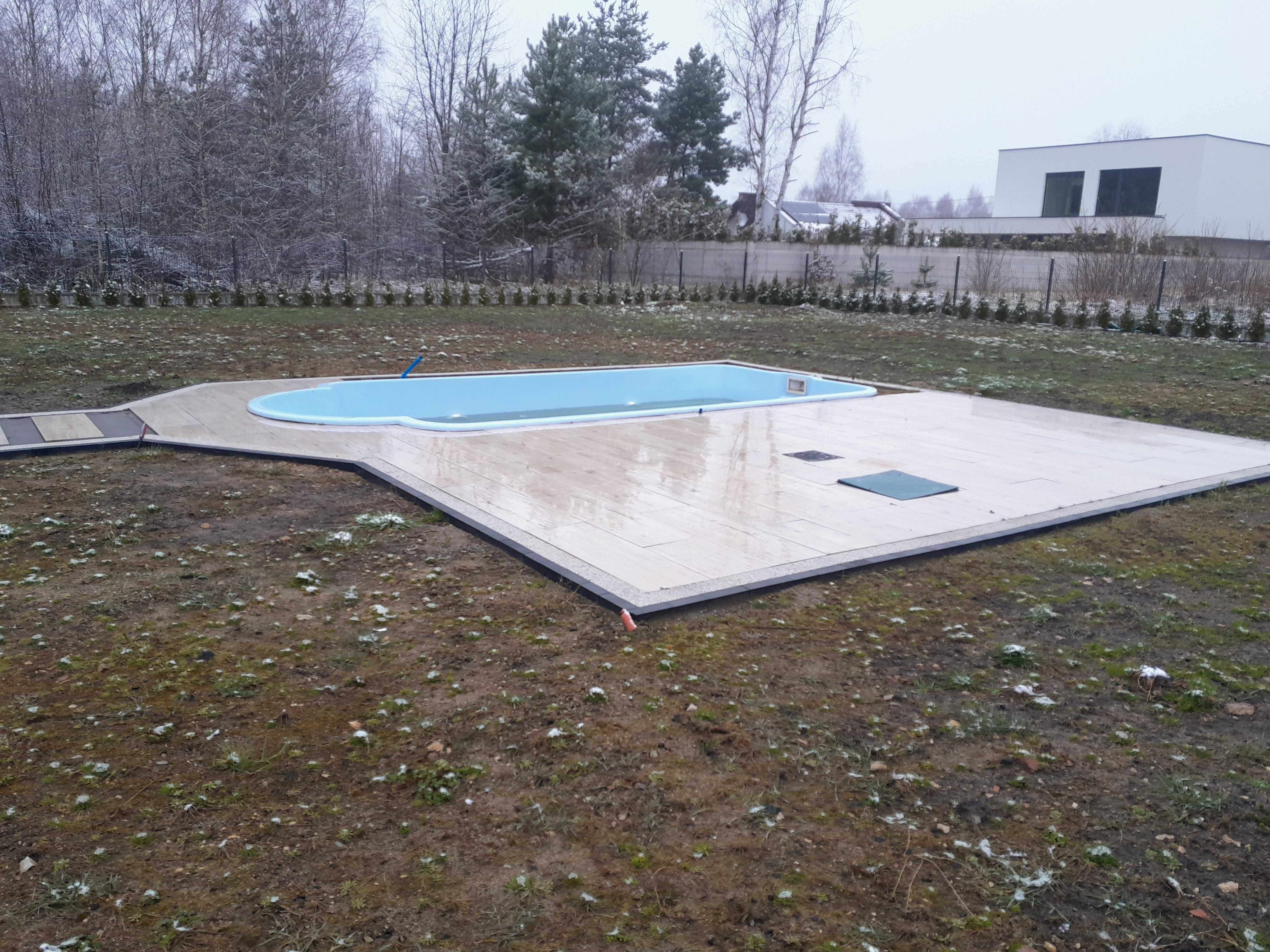 Montaż basenów ogrodowych, montaż basenu