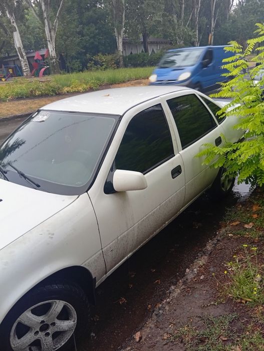 Опель Вектра а1989