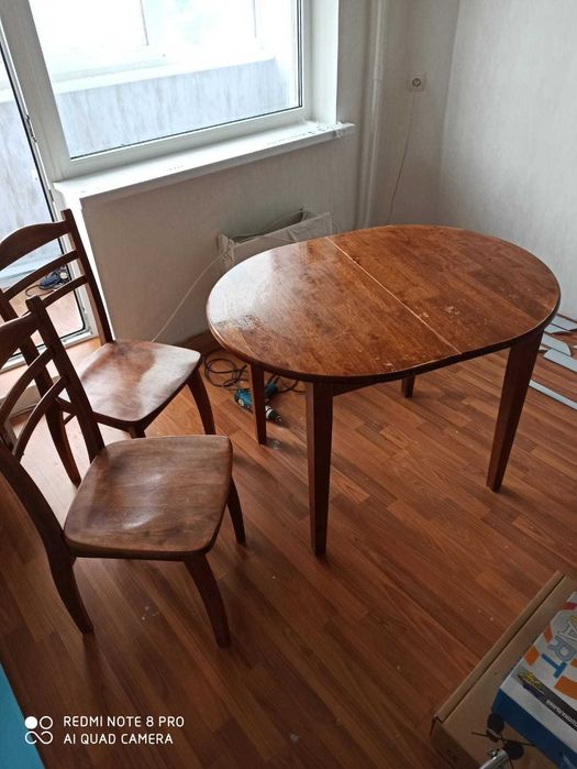 Продам стіл і стільці