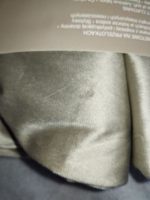 Nowe welurowe welwetowe zasłony na przelotkach kółkach