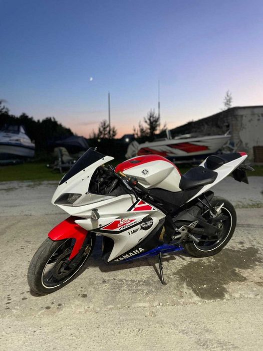 Yamaha YZF-R125 niskim przebiegiem Gotowy do jazdy