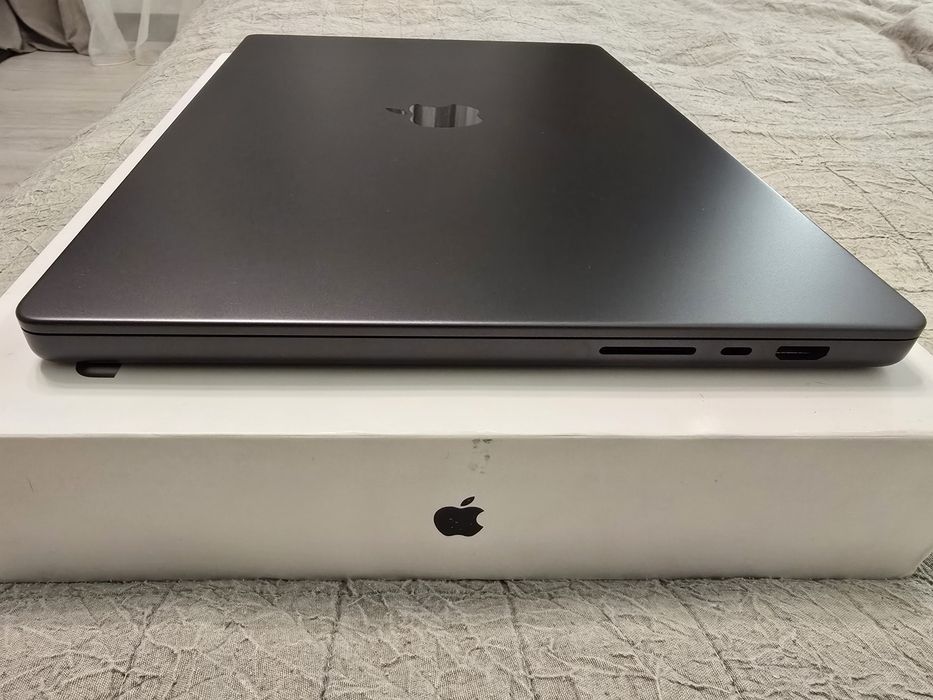 MacBook Pro 16" Apple M3 Pro 18GB/512GB Space Black 2023