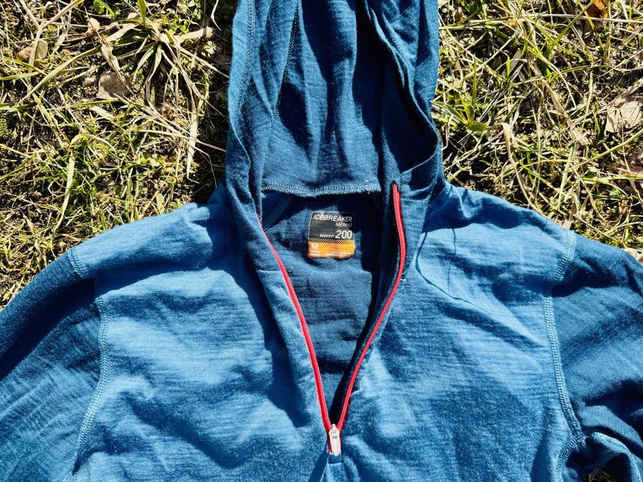 Жіноча термобілизна,термокофта,худі на мериносі Icebreaker bodyfit 200